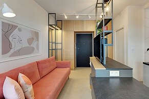 Doki Living - Foodhall & Parking by Downtown Apartments