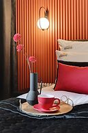 Doki Living - Foodhall & Parking by Downtown Apartments