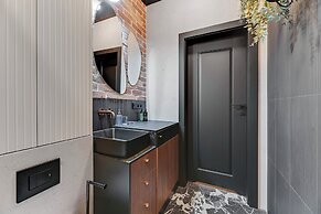 Doki Living - Foodhall & Parking by Downtown Apartments