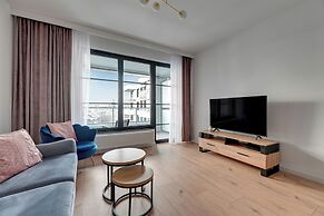 Doki Living - Foodhall & Parking by Downtown Apartments