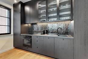 Doki Living - Foodhall & Parking by Downtown Apartments