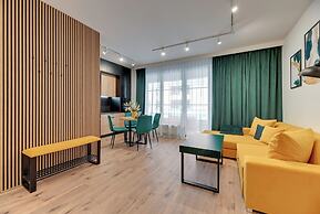 Doki Living - Foodhall & Parking by Downtown Apartments