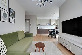 Doki Living - Foodhall & Parking by Downtown Apartments