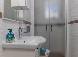 Spacious Novi Vinodolski Apartments With Terrace and Shared Pool