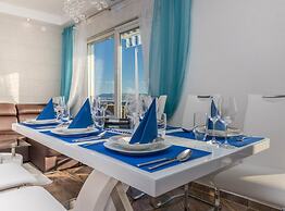 Spacious Novi Vinodolski Apartments With Terrace and Shared Pool