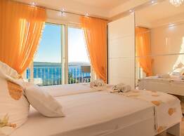 Spacious Novi Vinodolski Apartments With Terrace and Shared Pool