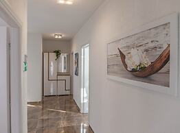 Spacious Novi Vinodolski Apartments With Terrace and Shared Pool