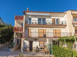 Spacious Novi Vinodolski Apartments With Terrace and Shared Pool