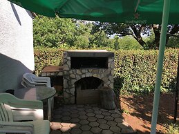 Graceful Apartment With Barbecue Area
