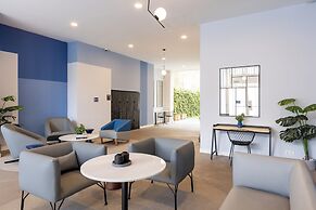 Uma Suites O'Donnell