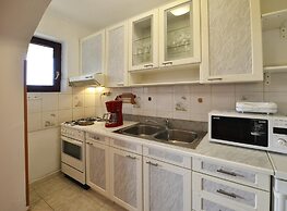 Beautiful Villa in Nature