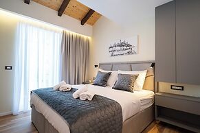 Seafront Sunset Studio&Rooms