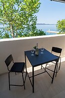 Seafront Sunset Studio&Rooms