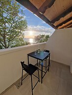 Seafront Sunset Studio&Rooms