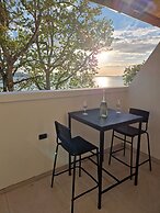 Seafront Sunset Studio&Rooms