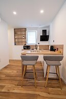 Seafront Sunset Studio&Rooms