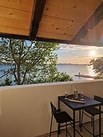 Seafront Sunset Studio&Rooms