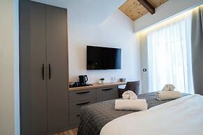 Seafront Sunset Studio&Rooms