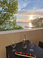 Seafront Sunset Studio&Rooms