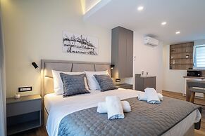 Seafront Sunset Studio&Rooms