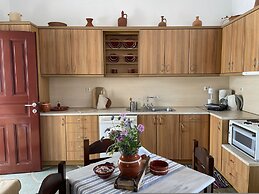 Mirsini Apartments in Sifnos