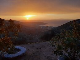 Mirsini Apartments in Sifnos