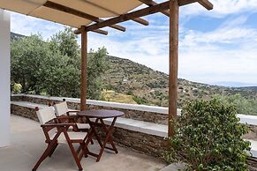Mirsini Apartments in Sifnos