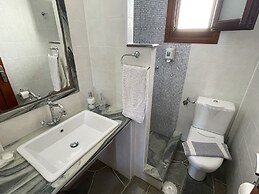 Mirsini Apartments in Sifnos