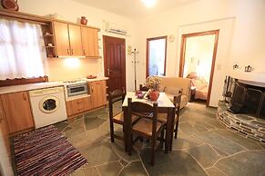 Mirsini Apartments in Sifnos