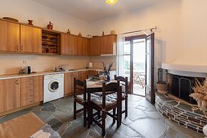 Mirsini Apartments in Sifnos