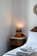 Mirsini Apartments in Sifnos