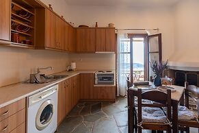 Mirsini Apartments in Sifnos