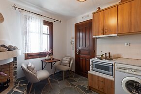 Mirsini Apartments in Sifnos