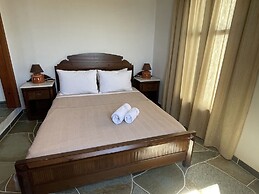 Mirsini Apartments in Sifnos