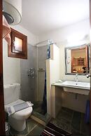 Mirsini Apartments in Sifnos