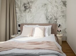 Luxury Villa With View