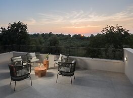 Luxury Villa With View