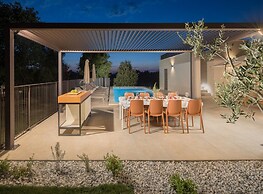 Luxury Villa With View