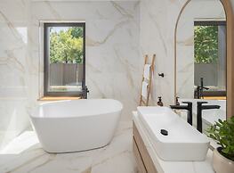 Luxury Villa With View