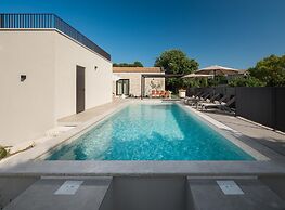 Luxury Villa With View