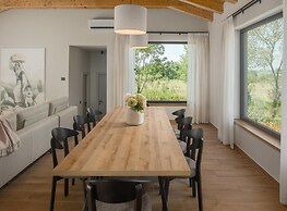 Luxury Villa With View