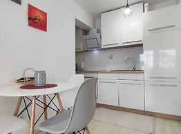 Comfortable Crikvenica Apartment With Terrace and Wifi