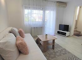 Comfortable Crikvenica Apartment With Terrace and Wifi