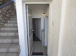 Comfortable Crikvenica Apartment With Terrace and Wifi