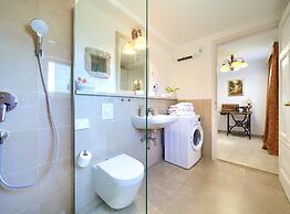 Tranquil Getaway Polje Villa With Pool