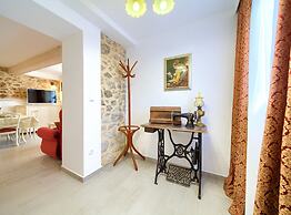 Tranquil Getaway Polje Villa With Pool