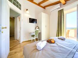 Tranquil Getaway Polje Villa With Pool