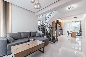 Villa Infinity Ena in Kalamaki