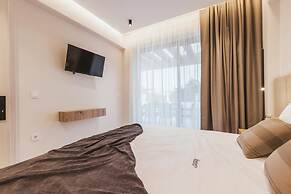 Villa Infinity Ena in Kalamaki