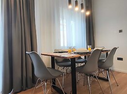 Bright and Spacious Stay With Private Parking in Crikvenica